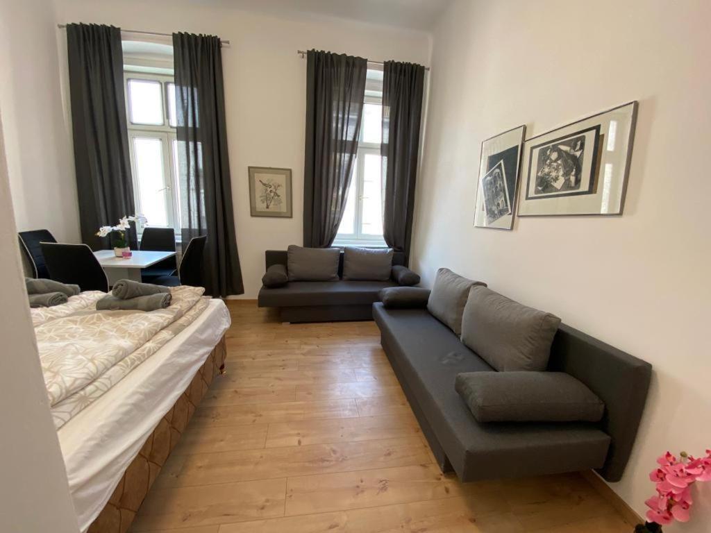 Quad-Room Near Prater Stern Wiedeń Zewnętrze zdjęcie
